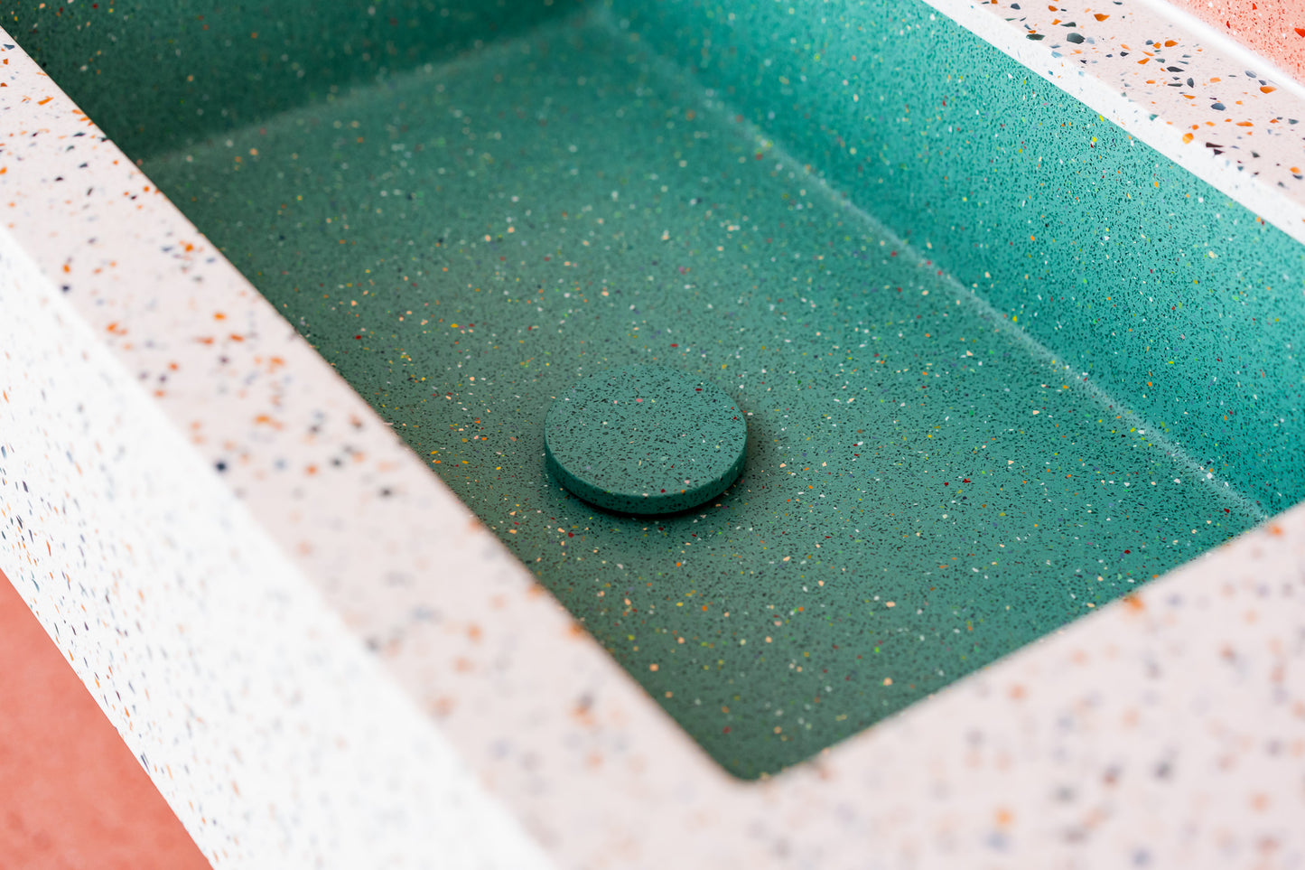 D0200-02 Medium green