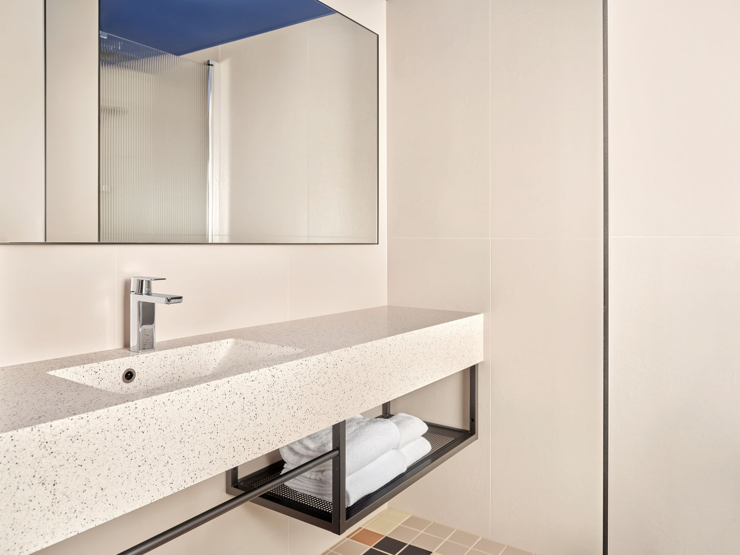 D290-01 Beige